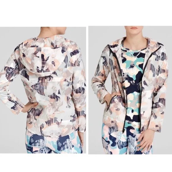 NWT $128 NYDJ Printed Sports Camo Lightweight Windbreaker Size M - Picture 6 of 10